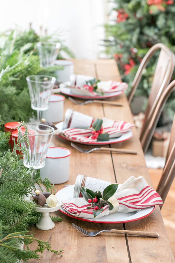 Christmas Tablescapes | The Everyday Hostess