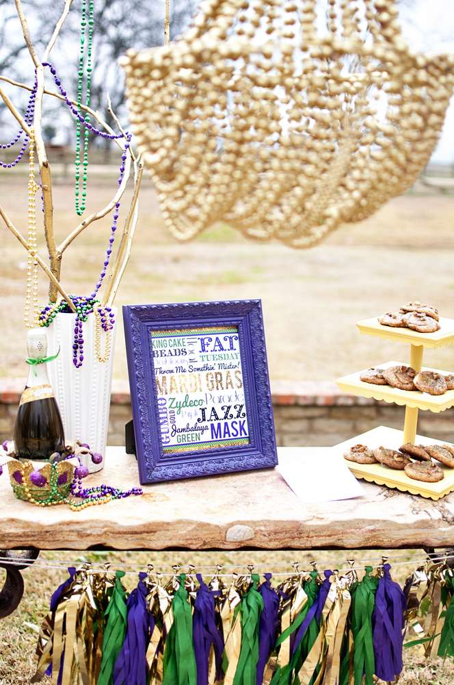 Mardi Gras Tablescapes The Everyday