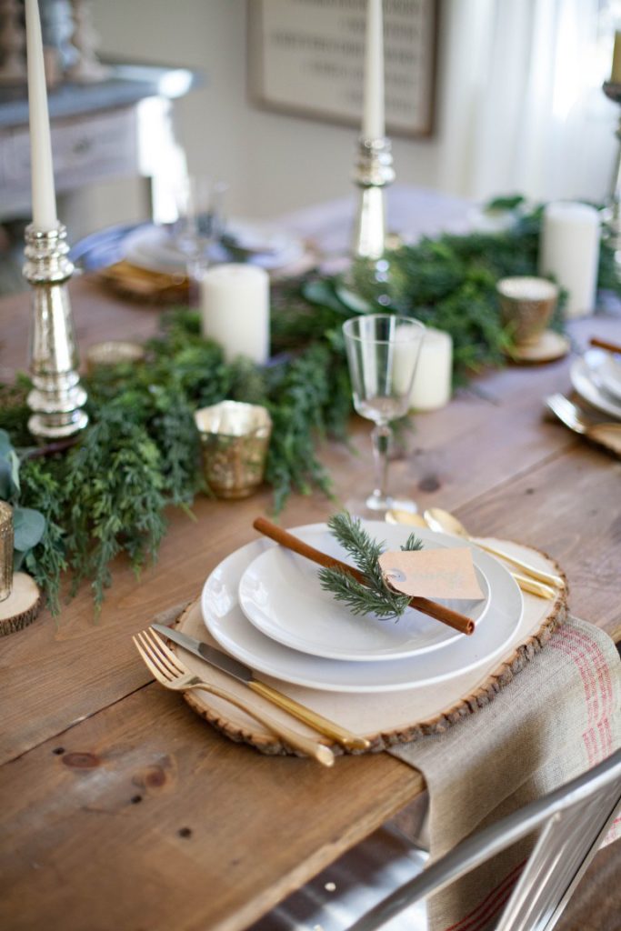 Festive Christmas Tablescapes | The Everyday Hostess